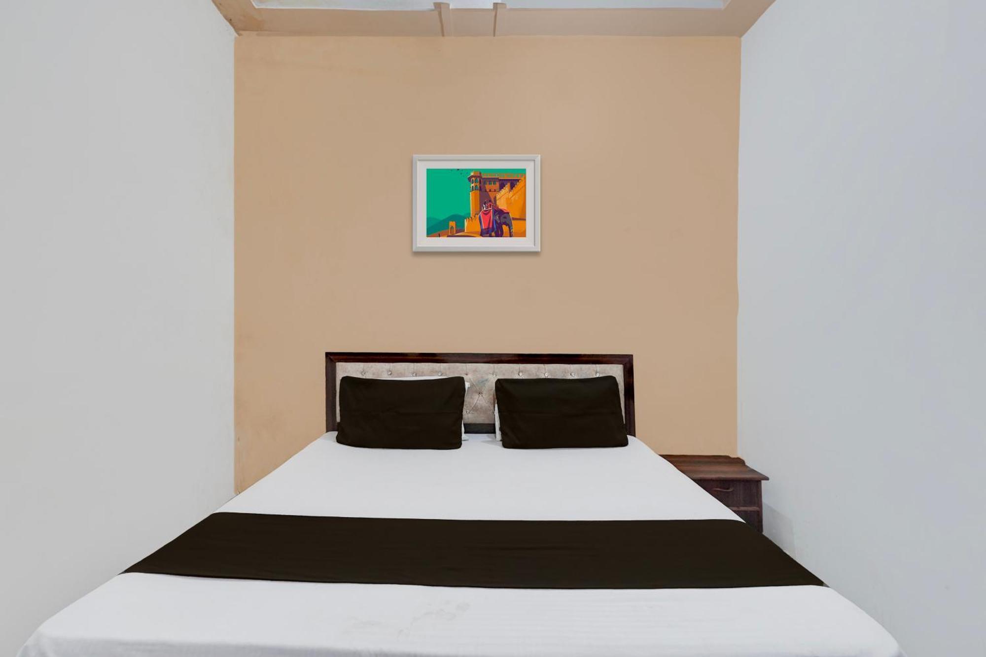 Oyo Hotel Maharaja Palace Meerut Buitenkant foto