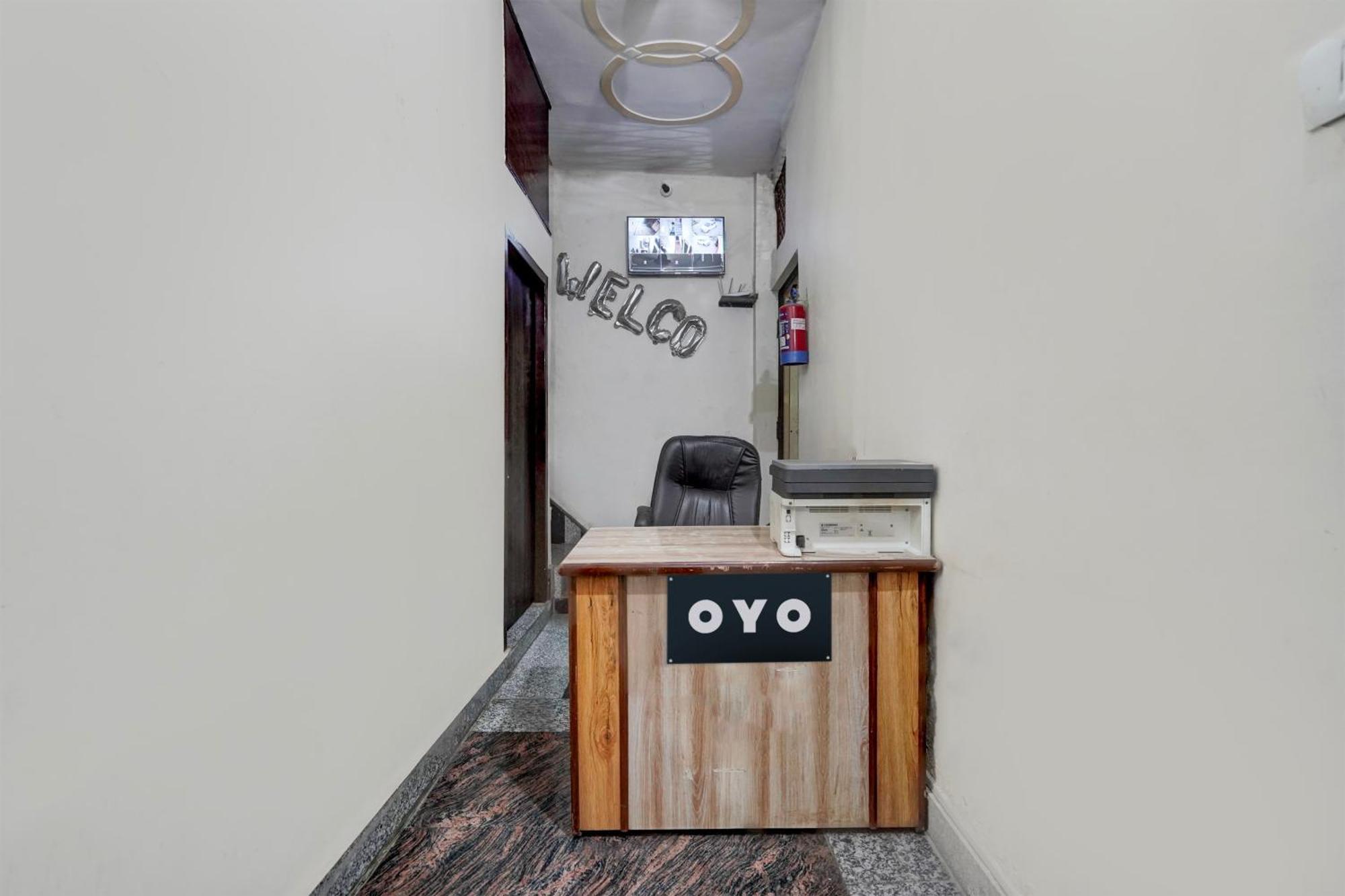 Oyo Hotel Maharaja Palace Meerut Buitenkant foto