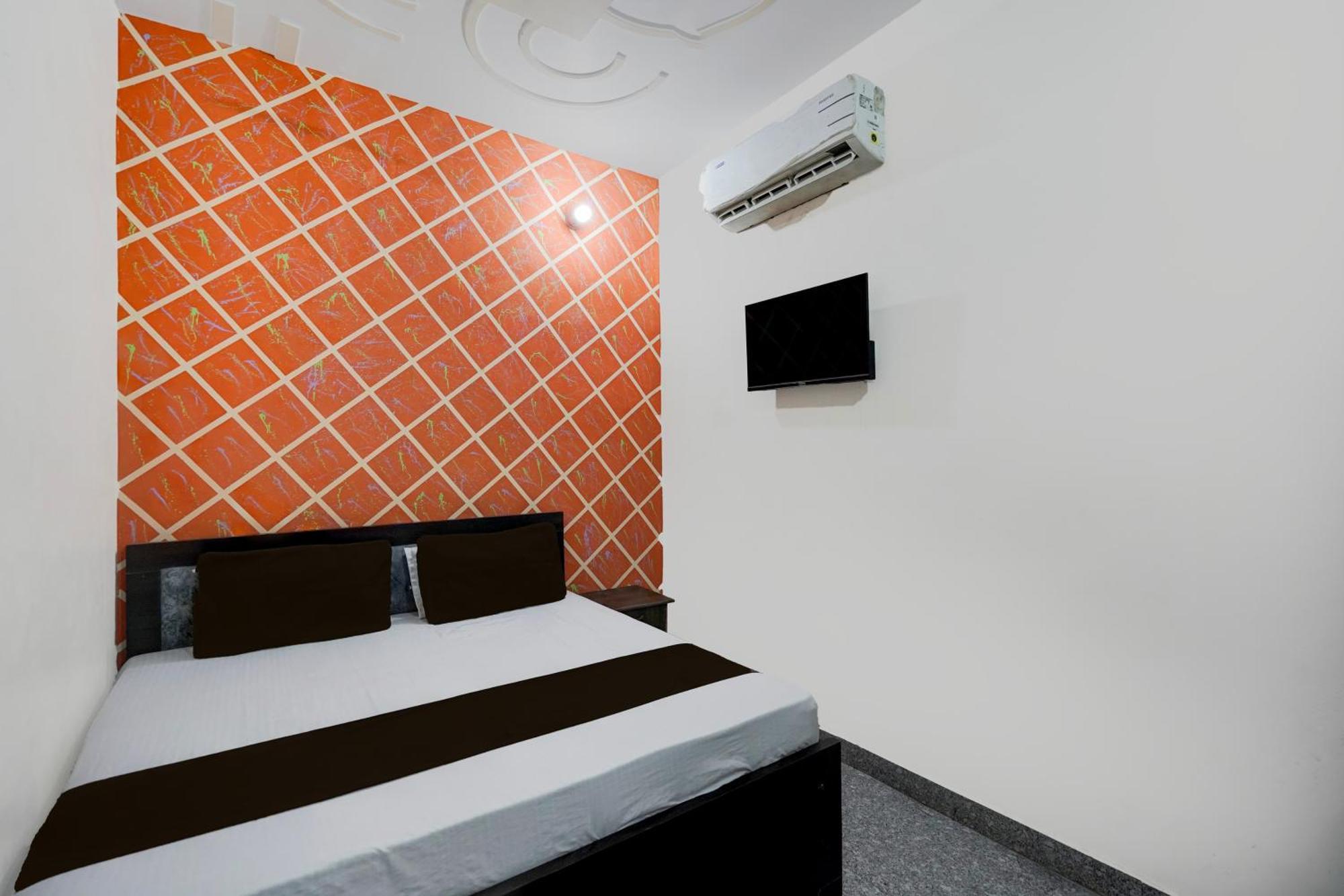 Oyo Hotel Maharaja Palace Meerut Buitenkant foto